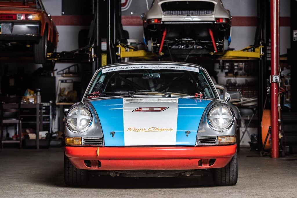 Grey Porsche 912 vs 911 in garage custom livery