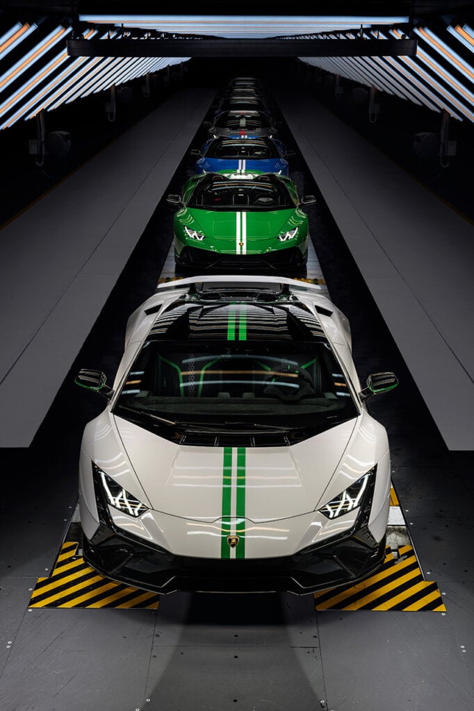 3 Lamborghini's Huracan's in a line