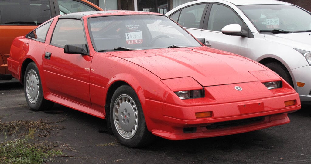 red nissan 300zx 