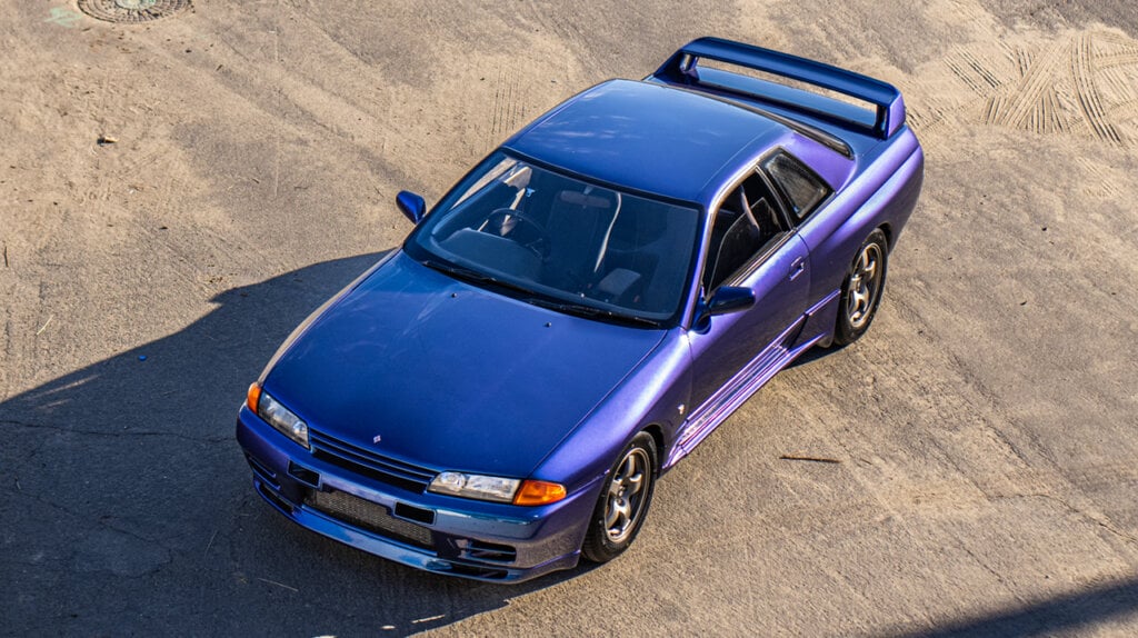 Midnight Purple Nissan Skyline GT-R R32