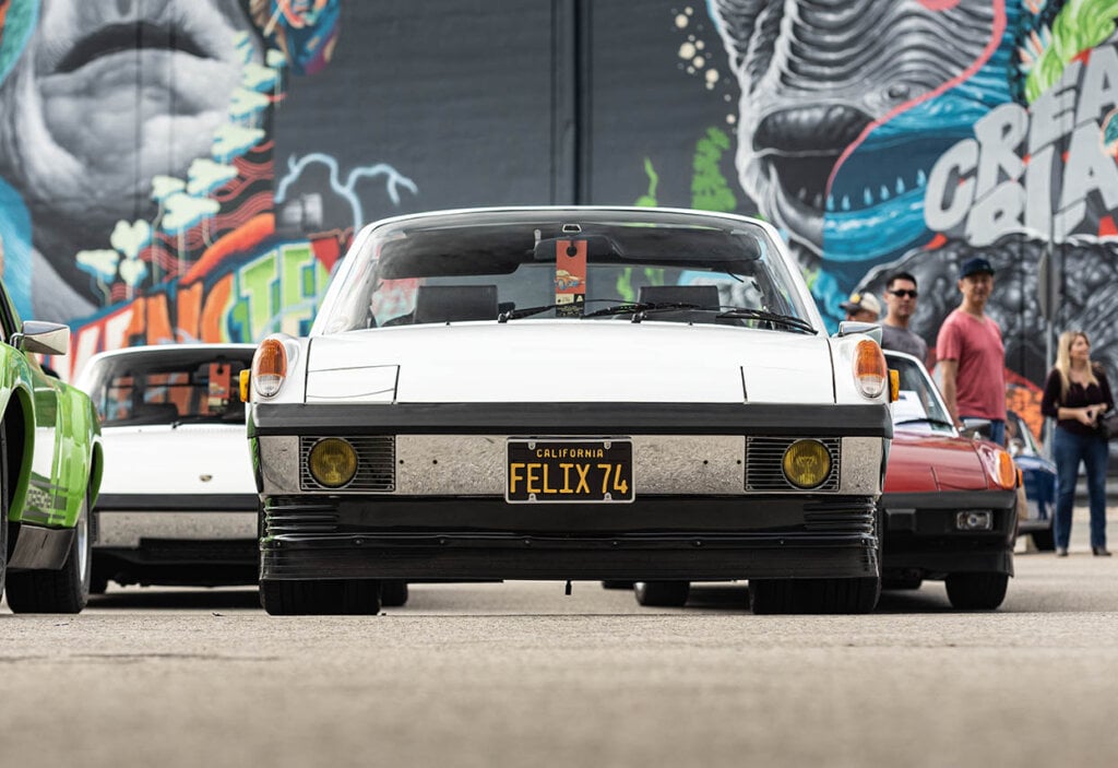 white 914 at in a backlot
