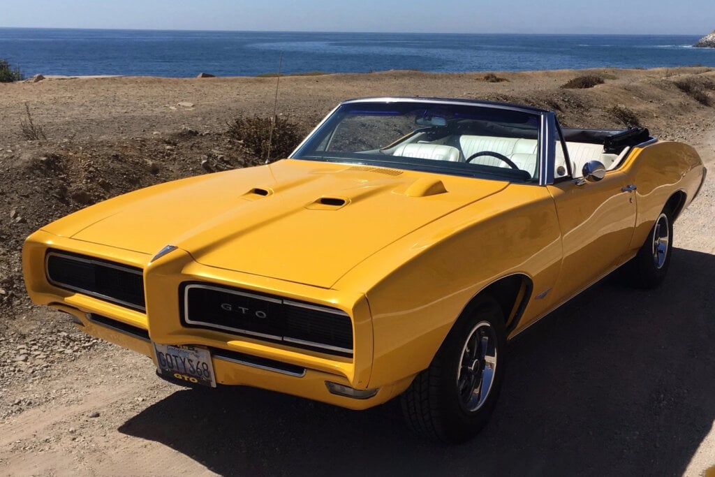 Yellow 2nd Generation Pontiac GTO