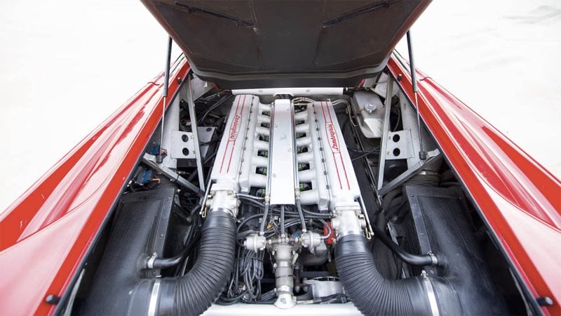 red lambo diablo v12 engine