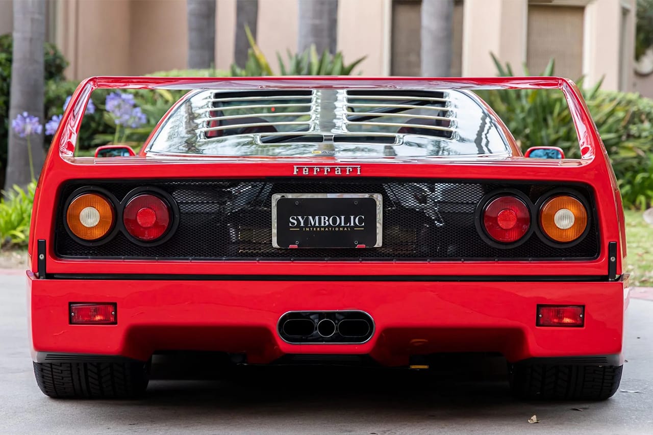 The Ferrari F40 History: Enzo's Legacy of Speed and Ingenuity ...