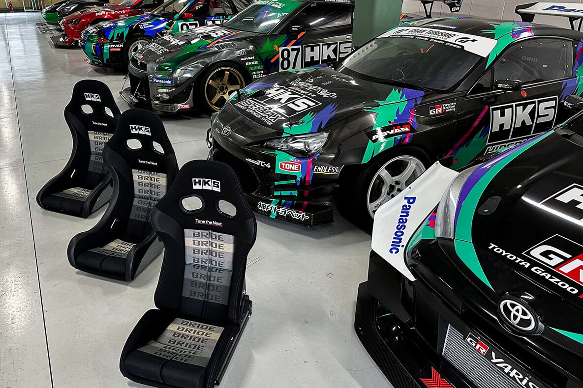 HKS Bride Seats, 5 cars with different versions of HKS liveries