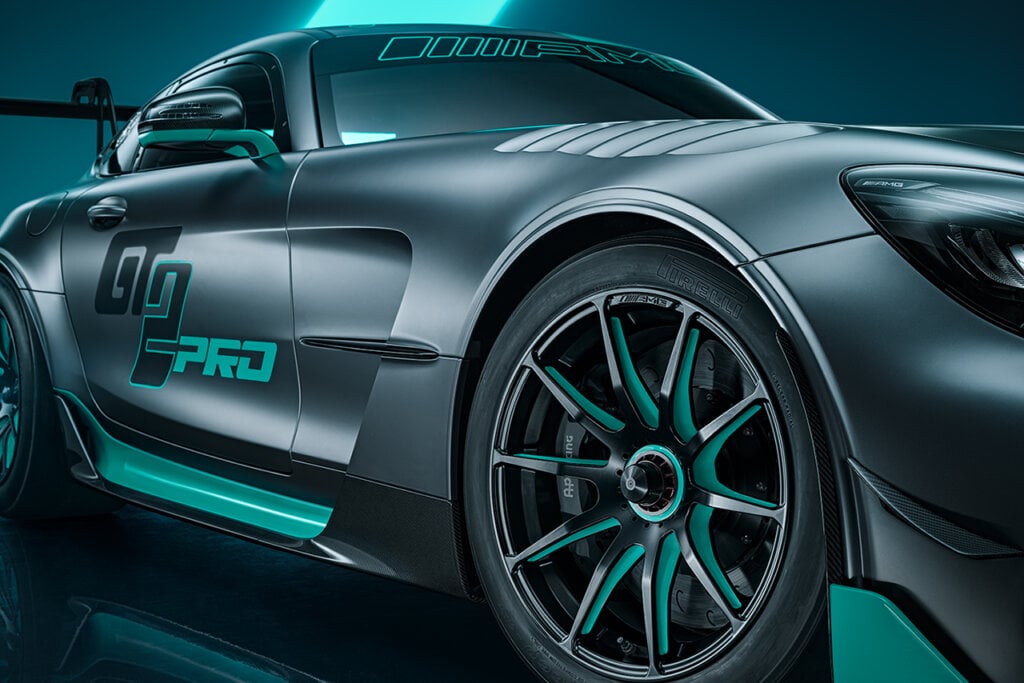 Closeup of Mercedes AMG GT2 Pro wheel and livery 